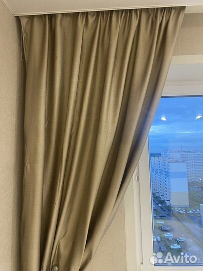 Три шторы Новые на кухню- гостинную