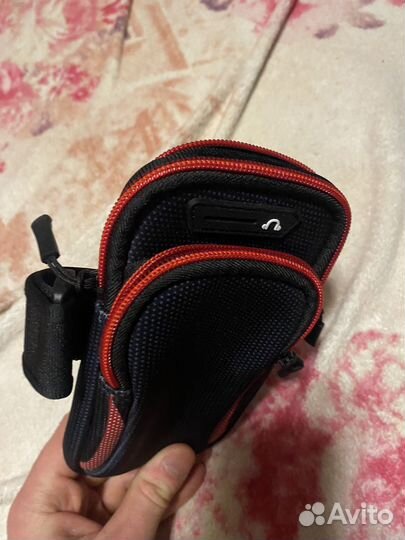 Спортивная нарукавная сумка