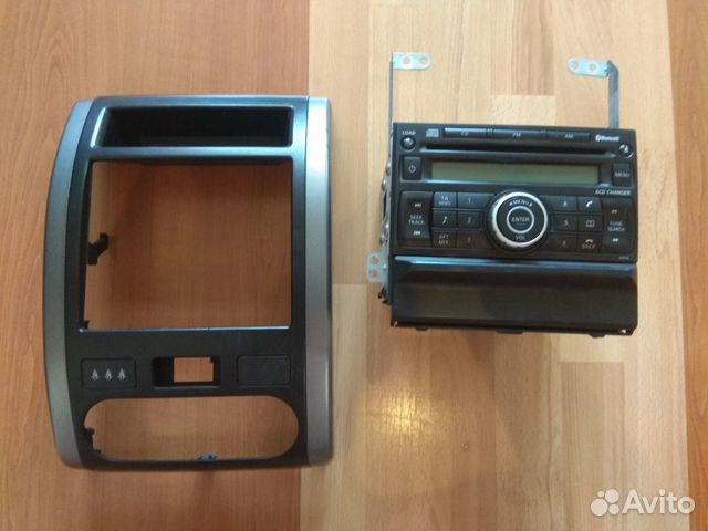 Магнитола с рамкой Nissan