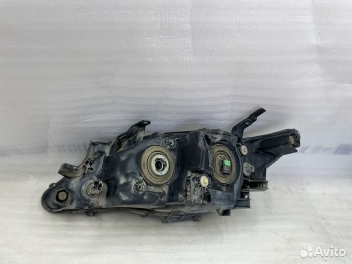 Фара галоген передняя правая Тoyota Camry V50