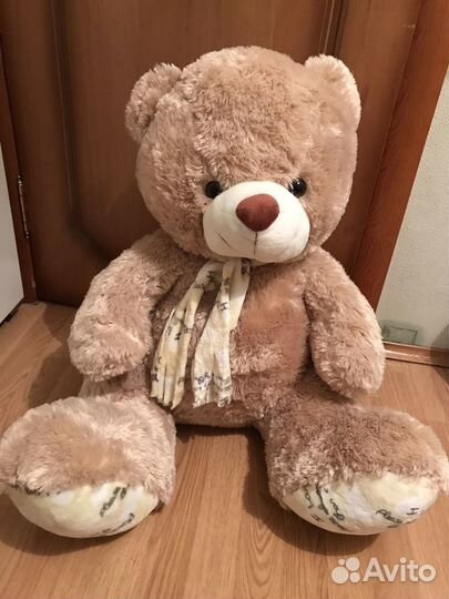 Плюшевый медведь