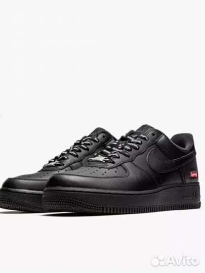 Nike air force 1 supreme black
