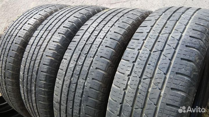 Continental ContiCrossContact LX 215/65 R16 98H
