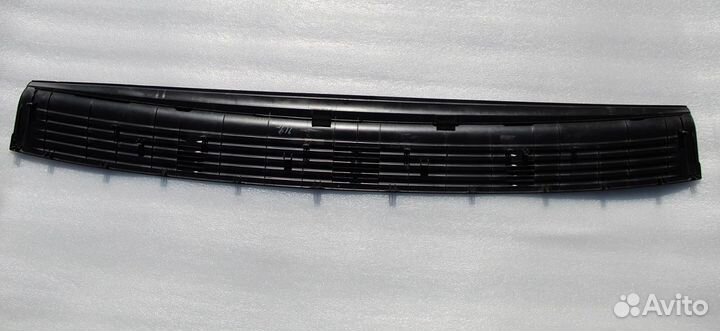 Lexus LX Накладка заднего бампера Оригинал 15-21