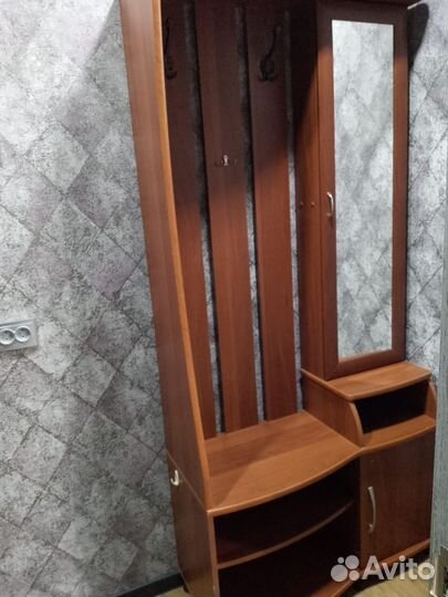 Прихожая б/у