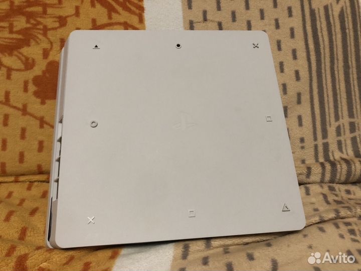 Прошитая PS4 Slim White 1Tb SSD + новые джойстики