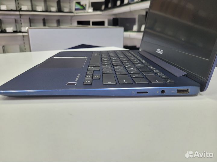 Ультрабук asus i3-8130U 4GB DDR4 128GB SSD