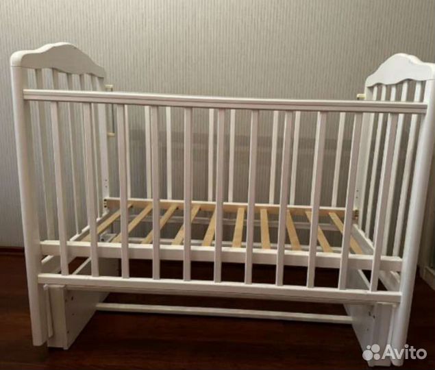 Кроватка-маятник+матрас+бортики