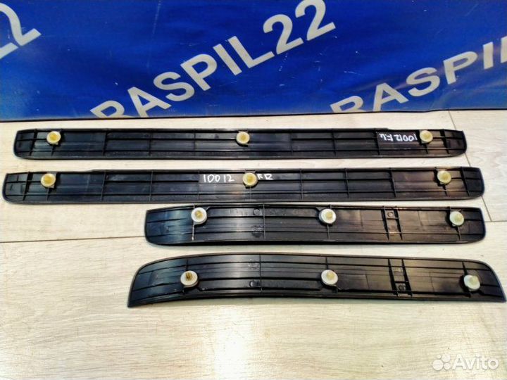 Накладка на порог Toyota Mark Ii JZX100 1jzge 1997