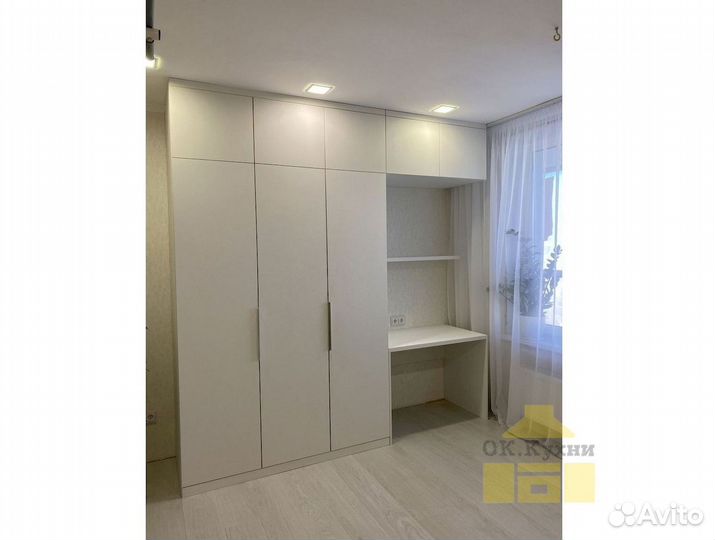 Шкаф навесной