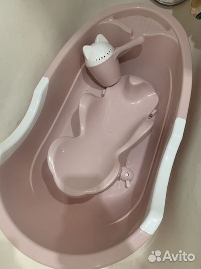 Ванночка для купания с горкой и ковшиком