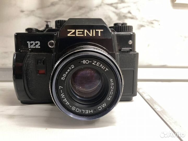 Плёночный фотоаппарат Зенит/zenit 122 + Helios-44M