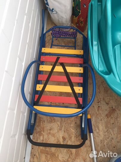 Детские санки и салазки