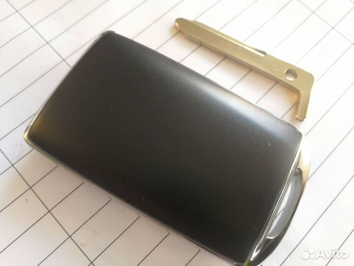 Смарт ключ для Mazda мазда 3 2020+