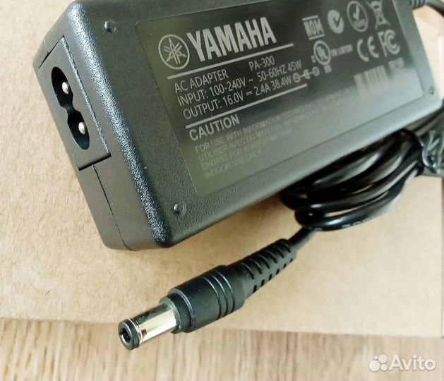 Блок питания Yamaha CLP-735, CLP-735WH, CLP-735B