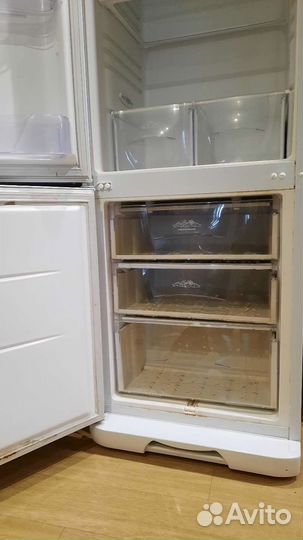 Холодильник Бирюса 130 rs