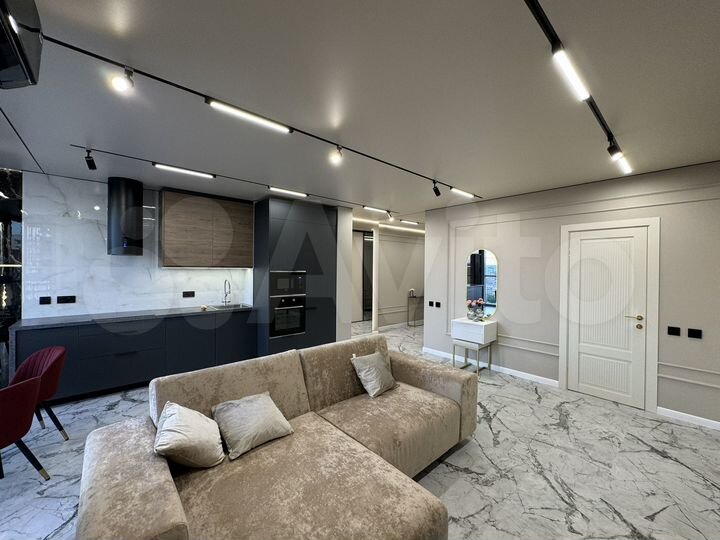 2-к. квартира, 75 м², 16/25 эт.