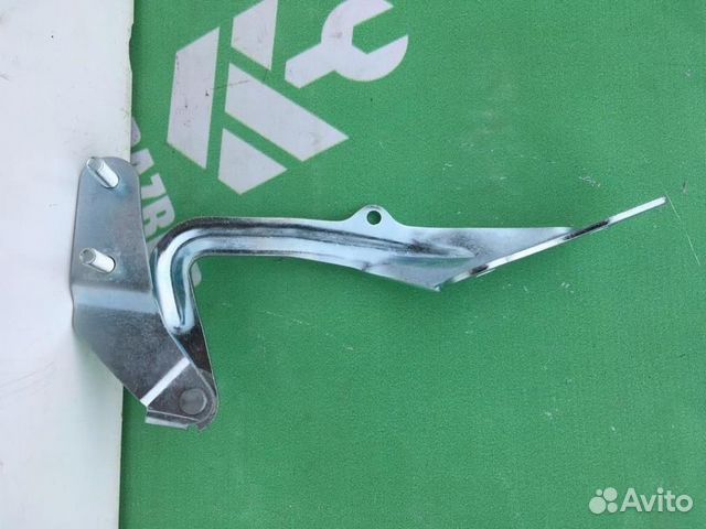 Петля капота правая Форд Фокус 2 08-11