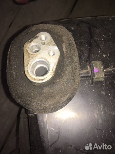 Радиатор кондиционера салонный Volvo s40 2.0