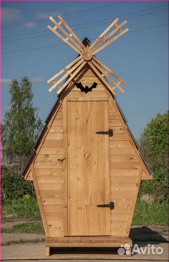 Дачный туалет деревянный