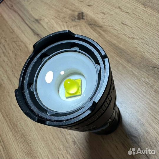 Самый дальнобойный мощный фонарь до 3000 метров