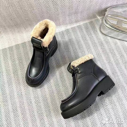 Ботинки женские на меху Miu Miu