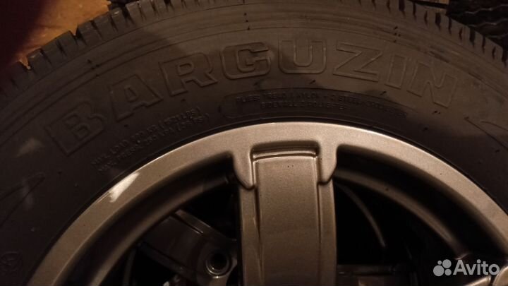 Продам комплект летней резины баргузин 205/70/15