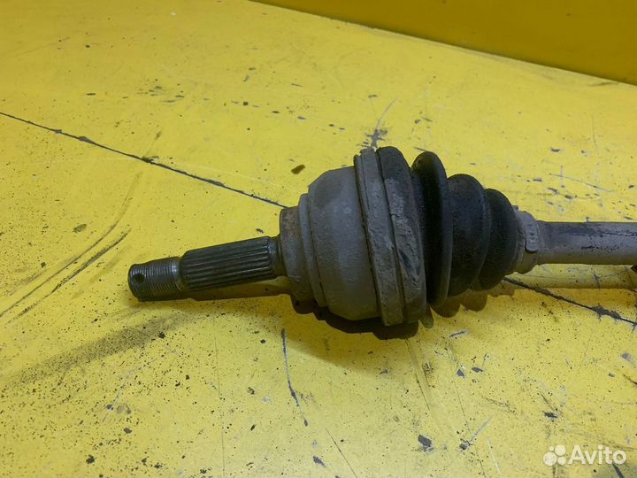 Привод передний левый Mitsubishi Galant рест. 1998