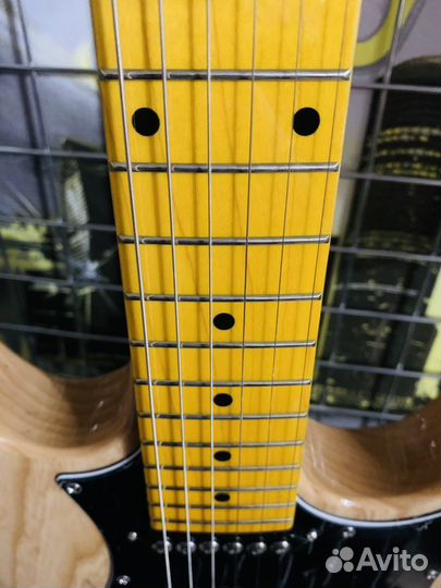 Электрогитара