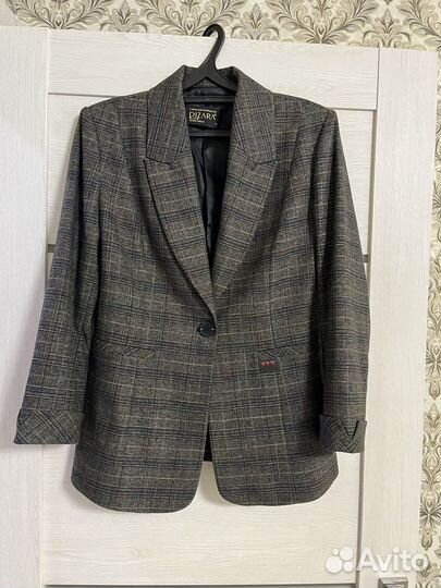 Пиджак женский 48 размер