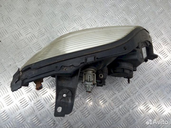 Фара Renault Scenic (1996-2002)
