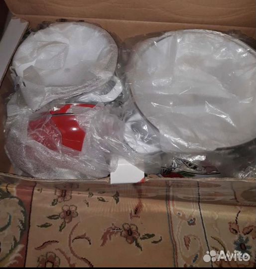 Кастрюля эмалированная новая