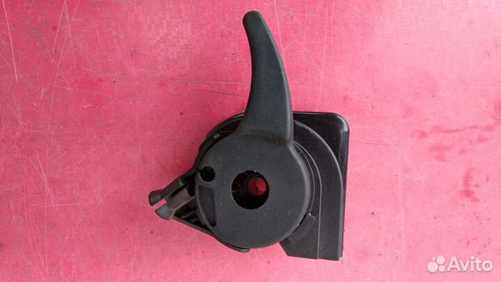 Ручка открывания капота Mercedes-Benz W140