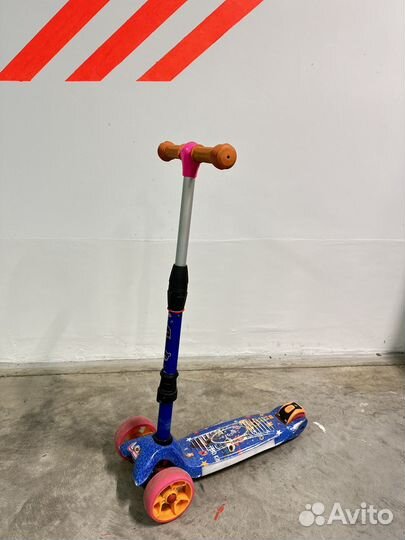 Самокат детский трехколесный