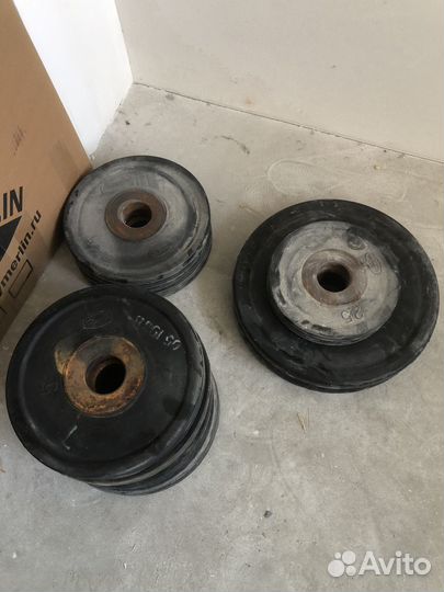 Спортивные блины штанга и гантели