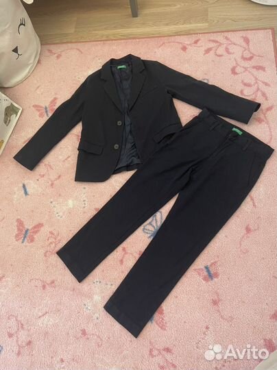 Костюм на мальчика 7-8 лет Benetton