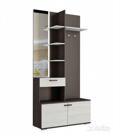 Прихожая со шкафом