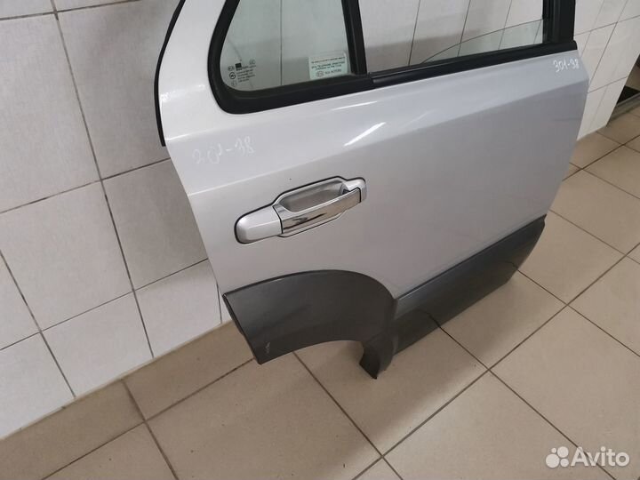 Дверь задняя правая в сборе Kia Sorento 1 BL