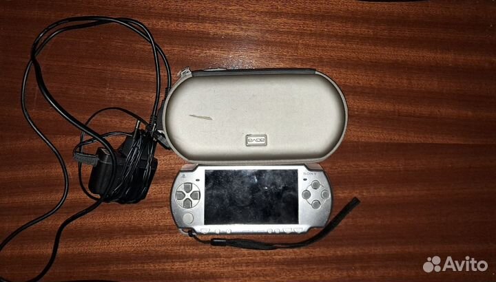 Игровая приставка sony psp slim