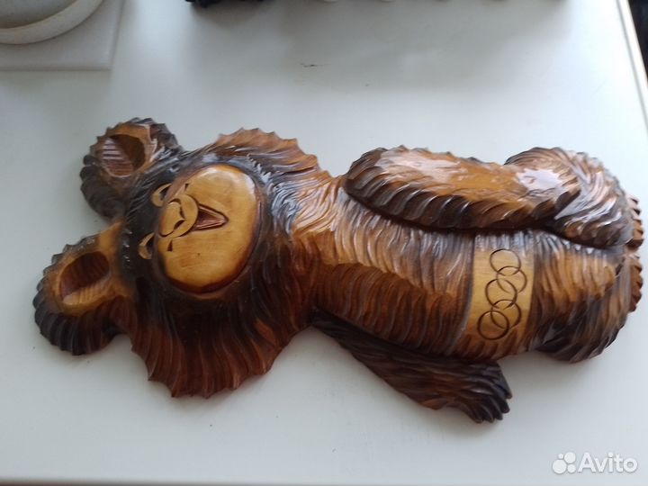 Мишка олимпийский из дерева