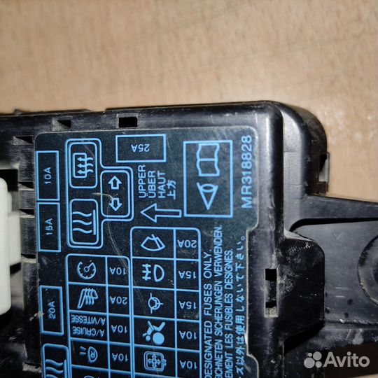 Блок предохранителей space star