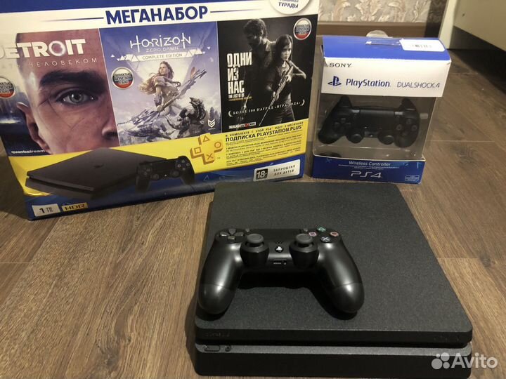 Игровая приставка ps4 slim 1tb