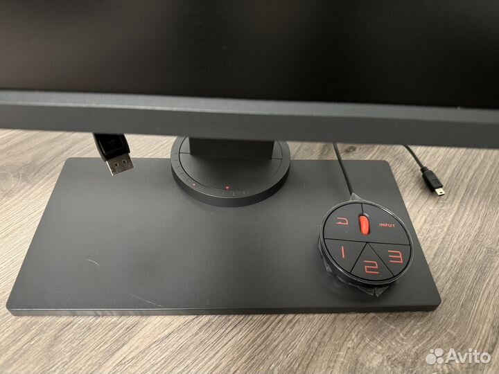 Монитор BenQ Zowie XL2536
