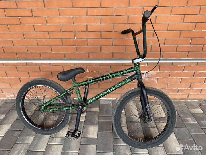 Трюковой велосипед бмх