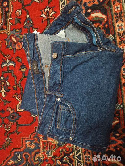 Джинсы Zarina