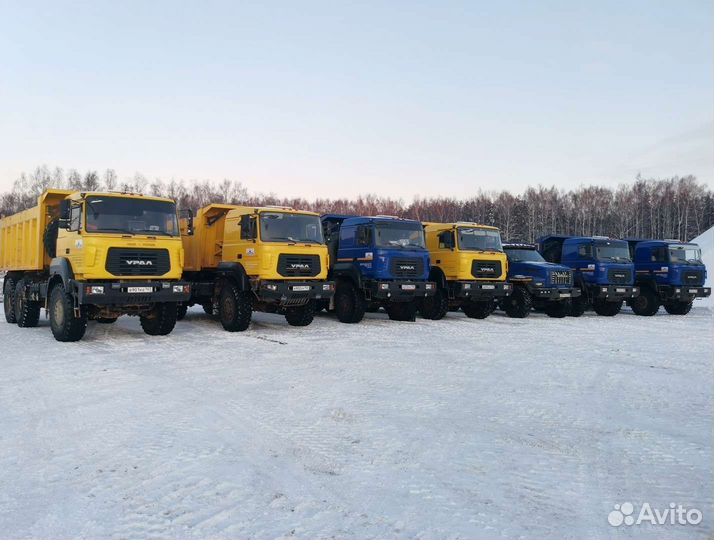 Водитель самосвала