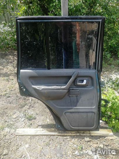 Двери Паджеро2