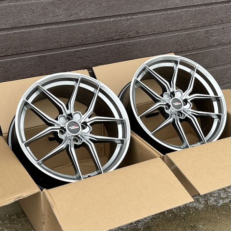 Литые диски HRE P200 8×R18 5×114.3