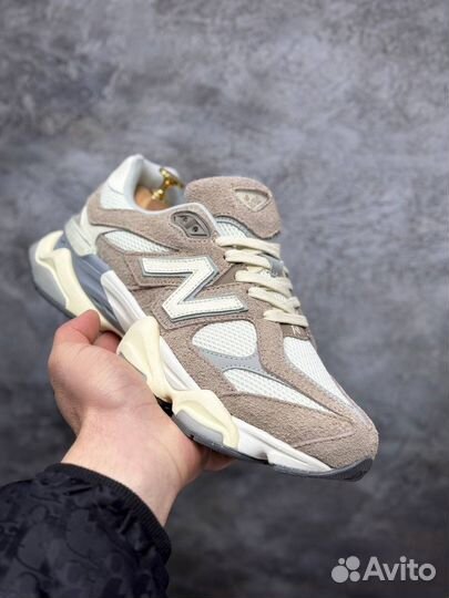 Кроссовки оптом