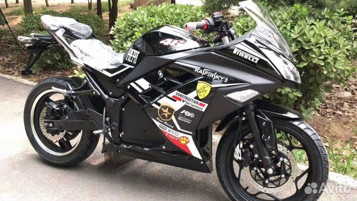 Электромотоцикл yamaha R3